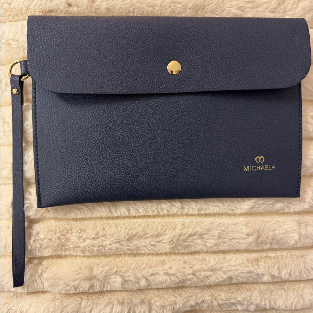 Michaela‎ Blue Wristlet Clutch